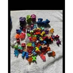Gogo's Crazy Bones 93 Figures. Pricing is for all that is pictured.